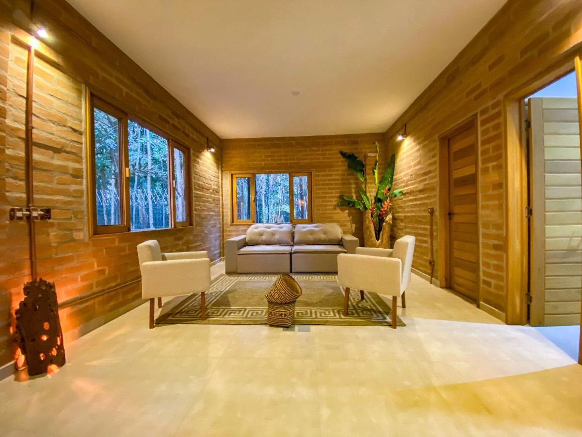 Casa Em Com Piscina, Quintal E Garagem Porto Seguro